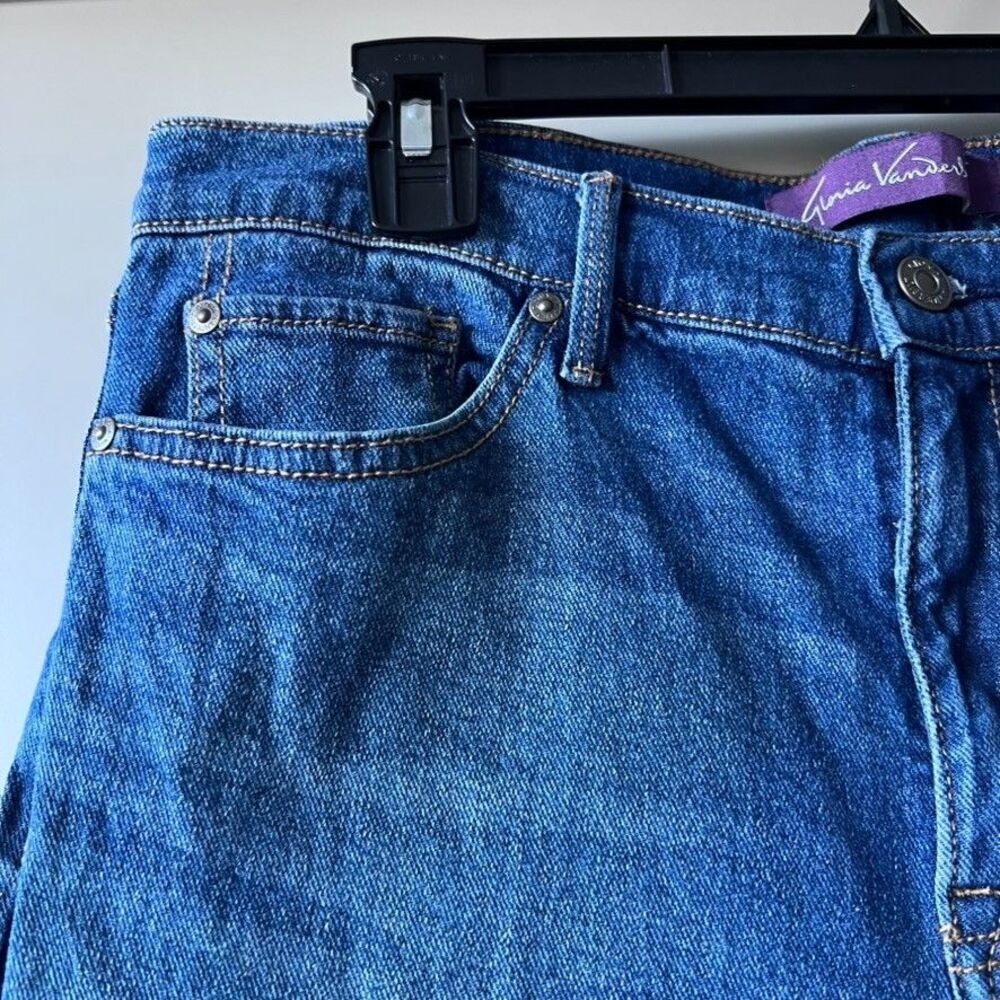 Gloria Vanderbilt High Rise Cuffed‎ Boyfriend Jeans Blue Denim Size 10 Cropped - Picture 6 of 16